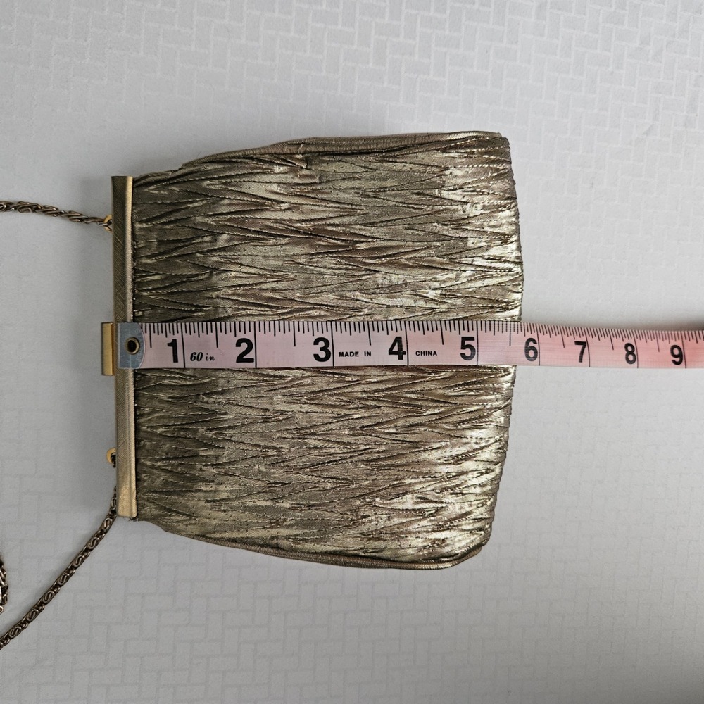 Vintage 60s La Regale Gold Metallic Evening Crossbody Hand Made Gold Chain Prom - Picture 8 of 9